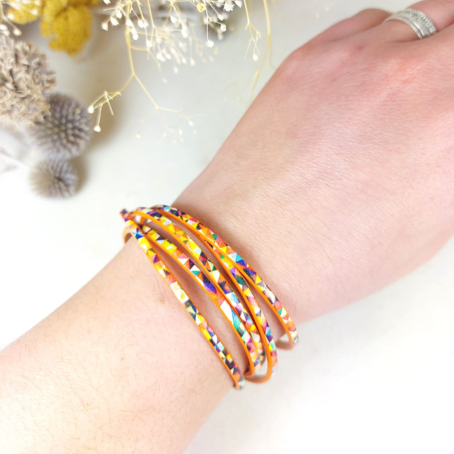 bracelet en cuir 5 tours orange arlequin