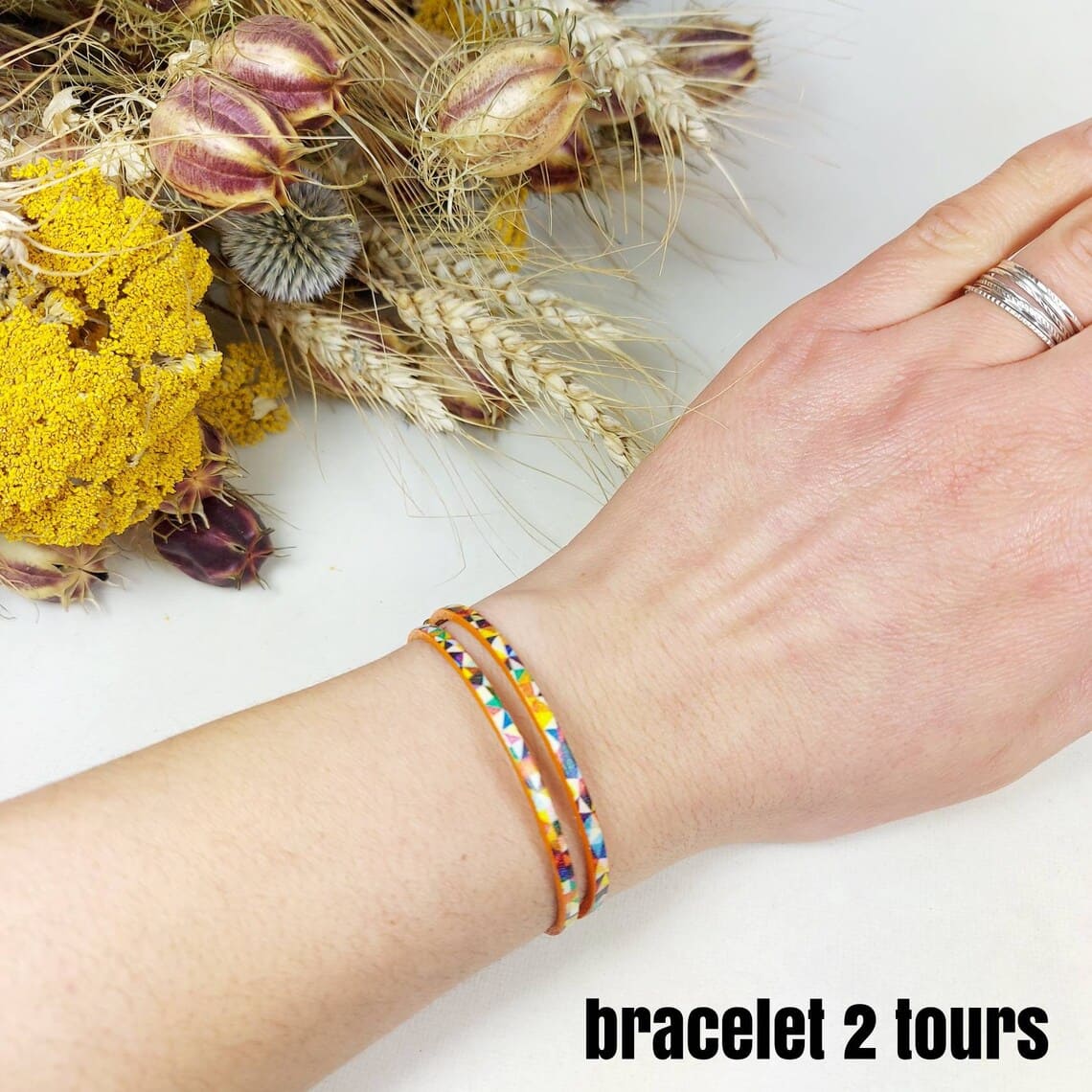 bracelet en cuir double tour motif arlequin coloris orangé